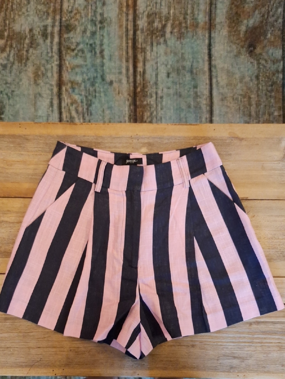 Nasty Gal Purple and Black Striped High-Waist Pleated Shorts. Size 4
